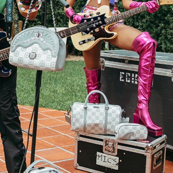 🖤SPRAYGROUND🤍 AI8 Intelligence Booked & Busy Mini Duffle (DED X Sandflower) - Picture 5 of 15